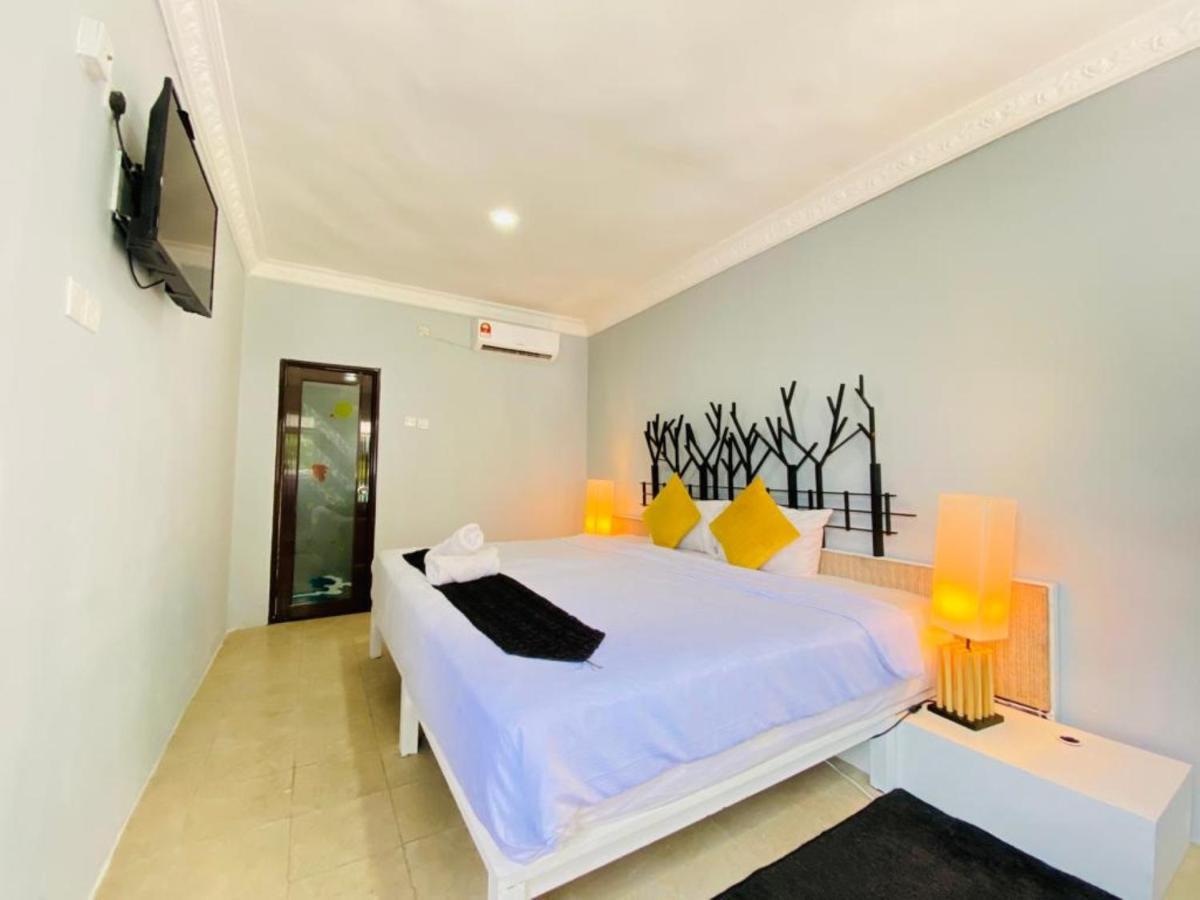Fat Mermaid Guesthouse Pantai Cenang  Εξωτερικό φωτογραφία