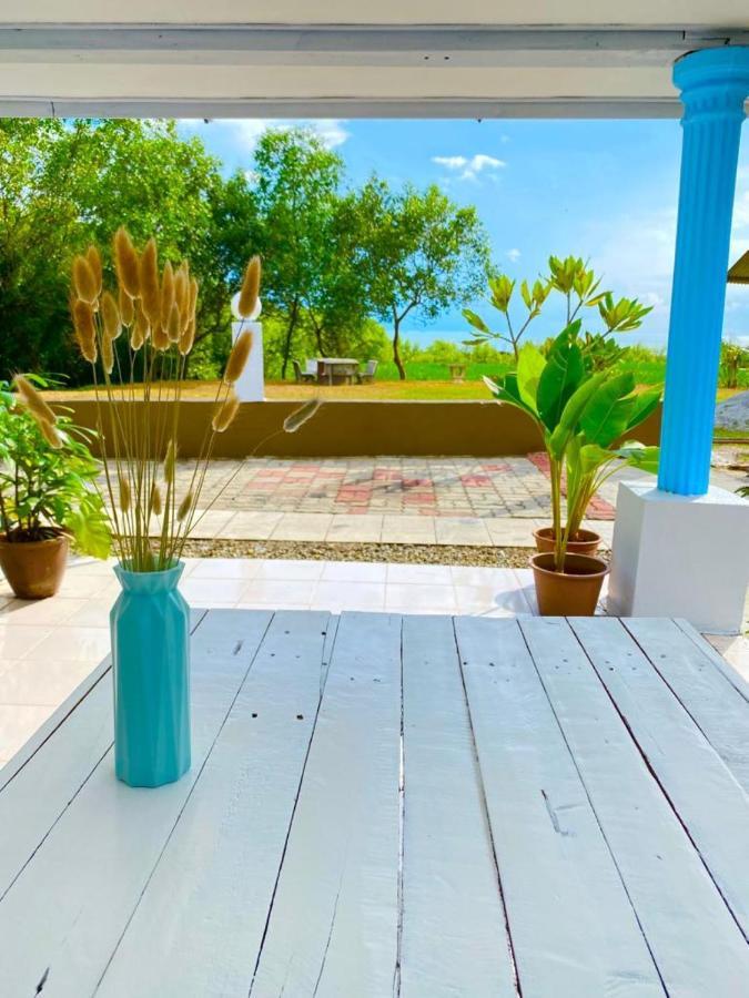 Fat Mermaid Guesthouse Pantai Cenang  Εξωτερικό φωτογραφία