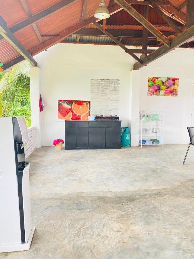 Fat Mermaid Guesthouse Pantai Cenang  Εξωτερικό φωτογραφία